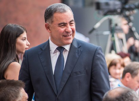1 - Гранатуров: Люди втомилися від гасел, люди чекають змін