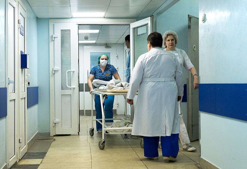 848 - «Закрытие больниц – не реформа»: «Наш край» требует не принимать медицинский закон