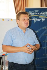 IMG 3219 200x300 - В Мариуполе &laquo;Наш край&raquo; помогал женщинам найти свой путь в политике