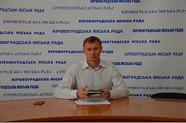 .jpg - До 1 вересня у Кропивницькому оновлять дорожню розмітку біля шкіл і дитячих садочків, - Андрій Табалов