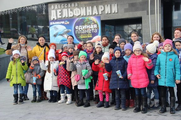 детям от депутата партии НАШ КРАЙ 2 - Депутат от “Нашего края” сделал подарок юным артистам Арцизского района