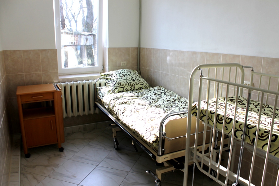 IMG 2626 - За підтримки «Нашого краю» в Іршаві відремонтовано відділення інфекційної лікарні