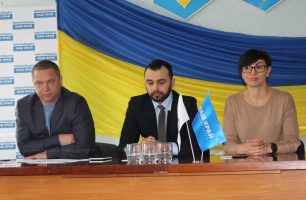 IMG 0562 306x200 - Единой командой: депутаты «Нашего края» от Снигиревщины отчитались за год работы