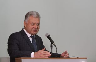 Sokolov 3 306x200 - Троллейбусы нужно покупать, а не брать в лизинг, - "Наш край"