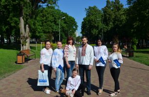 DSC 0508 306x200 - «Наш край» в Чернигове празднует День вышиванки