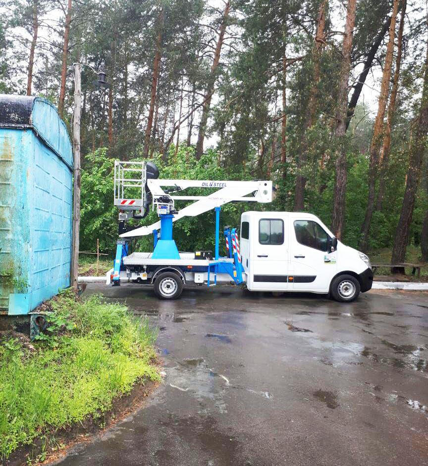 photo 2018 05 16 17 23 44 - При поддержке Олега Недавы Святогорск закупил коммунальную технику