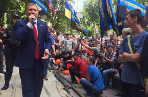 2018 07 12 19.00.29 306x200 - Народный депутат от "Нашего края" призвал начать бессрочную акцию протеста с требованием заплатить долги по зарплате шахтерам