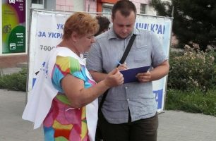 Foto 696x522 306x200 - В Запорожье «Наш край» собрал 100 тысяч подписей против повышения цены на газ, - Сергей Кальцев