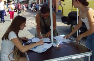 IMG 8c8abd8dcb431f1a312d122c4f0d4269 V 1 1 306x200 - Еще один город в Закарпатье присоединилось к акции "Нашего края" против повышения тарифов на газ