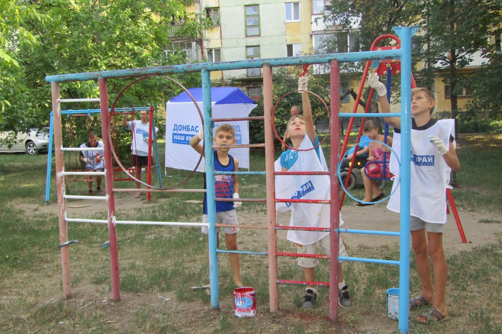 В Николаевке «Наш край» продолжает облагораживать родной город zaglavnaya 2 1024x682 - В Николаевке «Наш край» продолжает облагораживать родной город