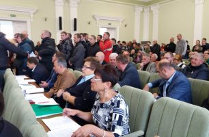 IMG 832ea8bc259c6427362e1e36eb35f775 V 306x200 - В Чернигове "Наш край" поддержал обращение о неповышении цены на газ