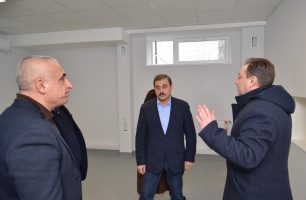 DSC 0580 306x200 - При содействии Антона Киссе в поселке Тарутино при ЦРБ создают современное приемно-диагностическое отделение