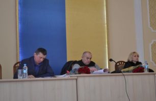 Bahmach sesiya 2 306x200 - На Черниговщине депутат от «Нашего края» возглавил  в Бахмаче райсовет