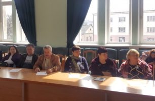 Nizhyn sesiya 306x200 - «Наш край» на Нежинщине отстаивает доступность медицинских услуг в селах