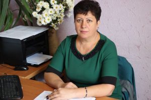 Lyudmyla Nedoluga 300x200 - В Носовский ОТГ депутаты утвердили местную символику