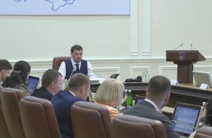 Still0412 00127 306x200 - Гончарук должен исправить три критические ошибки Гройсмана - «Наш край»