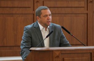 IMG 1654 306x200 - «Пока не будет восстановлена территориальная целостность страны, открывать рынок земли нельзя», - фракция «Нашего края»