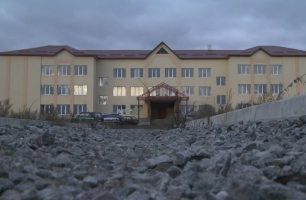 SHkola Nosivka 306x200 - В Носовке на Черниговщине достраивают школу