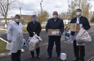 1A772B98 FF32 4952 9E9D F3F8125982E1 1 306x200 - Сопредседатель партии «Наш край» продолжает поддерживать медучреждения Черниговщины