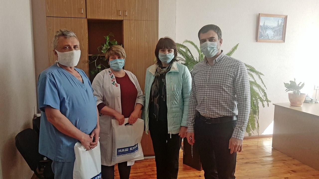 Peredacha masok - "Наш край" пополнил запасы медицинских масок для врачей Городни