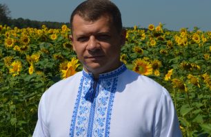 Tkachenko 2 e1590149811962 306x200 - Депутат от "Нашего края" позаботился об образовании и спорте