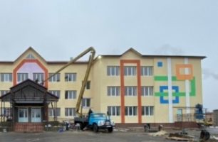 SHkola Nosivka 306x200 - В Носовке новую школу готовятся открыть 1 сентября