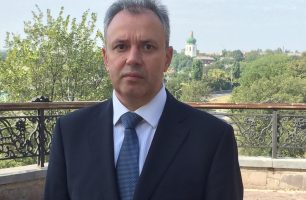 123 306x200 - В Чернигове «Наш край» требует восстановления надбавок учителям за престижность труда и бесплатного питания учеников
