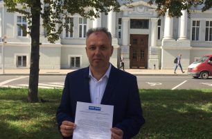 Bystrov zvernennya 306x200 - В Чернигове «Наш край» требует выделить дополнительные средства на защиту детей и педагогов в школах