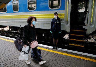 400 0 1591260155 4626 - «Укрзализныця» должна сама выполнять социальную функцию, а не «тянуть» компенсации из бюджета, – "Наш край"