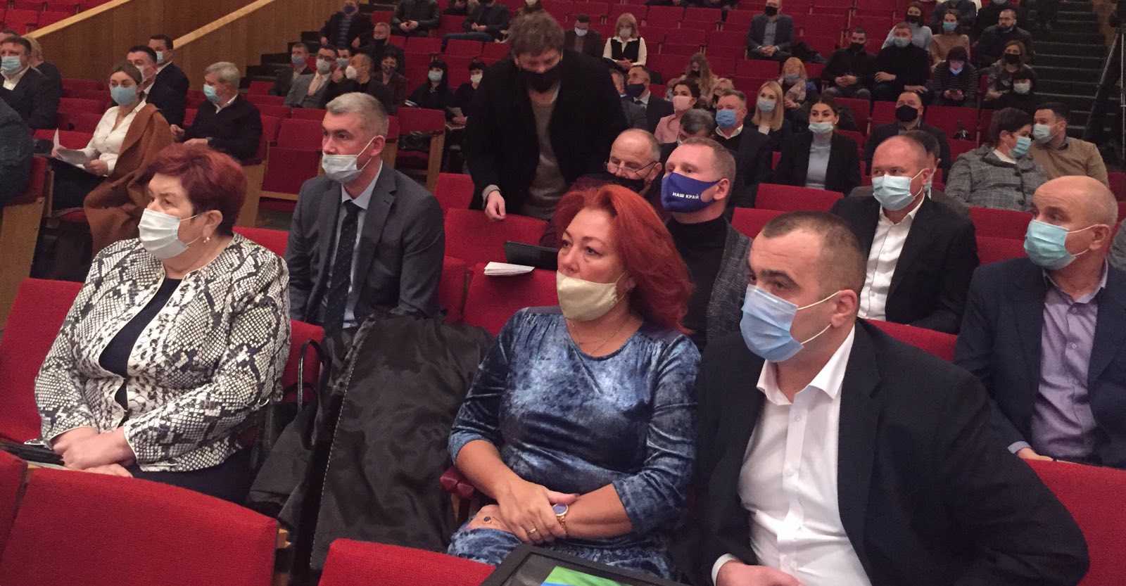 sesiya oblrady 04.12 1 - «Наш край» требует соблюдения законности в работе Черниговского облсовета