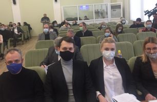 sesiya 28.01 306x200 - «Наш край» выступил в защиту интересов черниговцев относительно урегулирования вопроса тарифов и недопущения их роста