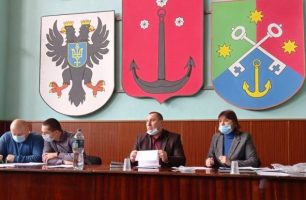 gorodnya 1 306x200 - Городнянский горсовет утвердил обращение по не повышению тарифов
