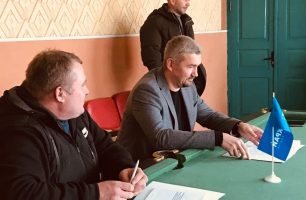 dmytrivka 306x200 - Жителей Дмитриевской громады беспокоит состояние местных дорог и налаживания автобусного сообщения между селами