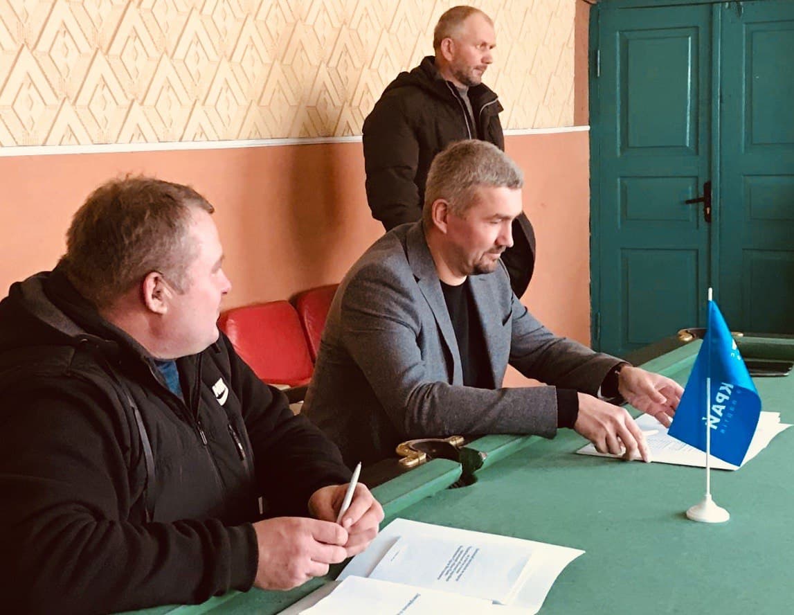 dmytrivka - Жителів Дмитрівської громади турбує стан місцевих доріг та налагодження автобусного сполучення між селами
