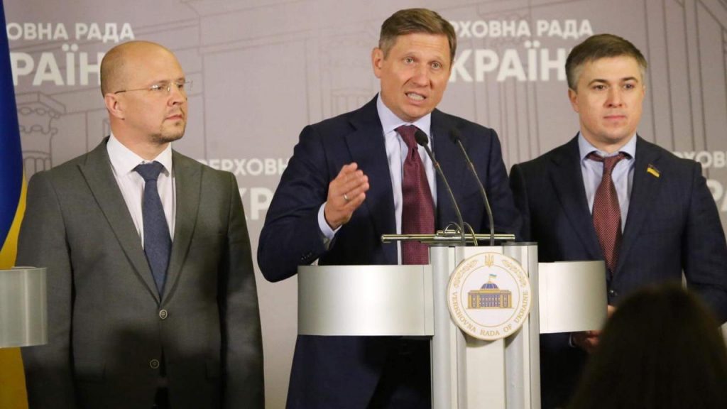 «Наш край» обратился к Президенту Владимиру Зеленскому с требованием уволить главу Луганской ОГА Сергея Гайдая. img 4064 1024x576 - «Наш край» обратился к Президенту Владимиру Зеленскому с требованием уволить главу Луганской ОГА Сергея Гайдая.