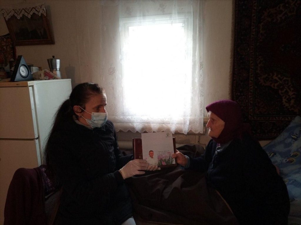 Ігор Ходак, депутат Житомирської обласної ради від "Нашого краю" привітав жінок з 8 березня photo 2021 03 09 15.51.14 1024x768 - Ігор Ходак, депутат Житомирської обласної ради від "Нашого краю" привітав жінок з 8 березня