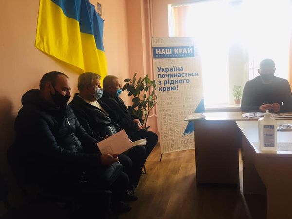 bobrovyczya - Жителі Бобровицької та Новобасанської громад просять депутата облради допомогти із проблемами сміттєзвалищ і доступу до питної води