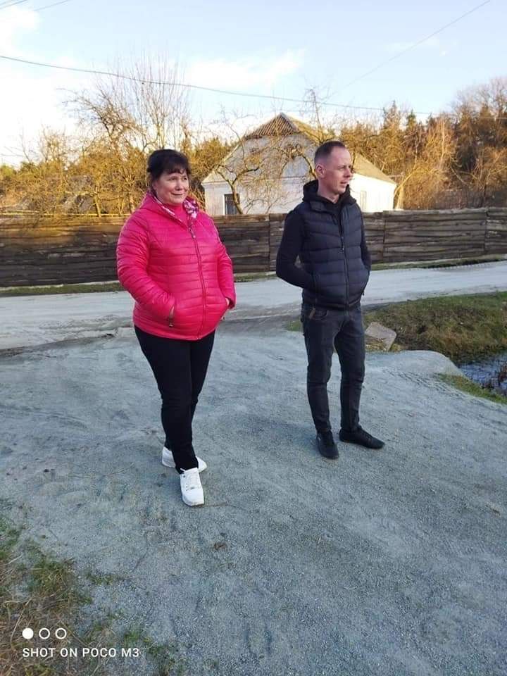 photo 2021 04 08 11.54.51 - Депутаты от "Нашего края" способствуют благоустройству  Малинской общины на Житомирщине