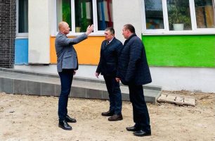 romanenko gorodnya 306x200 - Депутаты активно работают в громадах Черниговской области