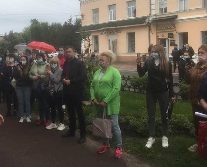 novgorod shkola1 - В Новгороде-Северском родители и депутаты «Нашего края» отстояли начальную школу