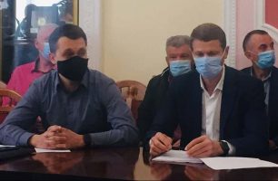 photo 2021 05 17 19 04 51 e1621267525829 306x200 - "Наш край" требует остановить популяризацию однополых браков среди детей Чернигова