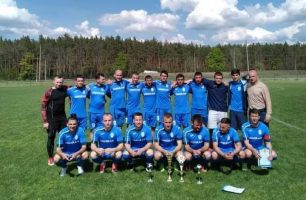 photo 2021 05 18 12 15 42 e1621329514552 306x200 - Депутат Житомирского облсовета от "Нашего края" стал одним из спонсоров футбольного турнира на Малинщине