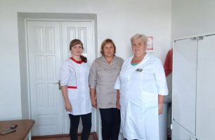 26 07 zhytomyr b 306x200 - Депутат от «Нашего края» за свой счет застраховал медиков на Житомирщине