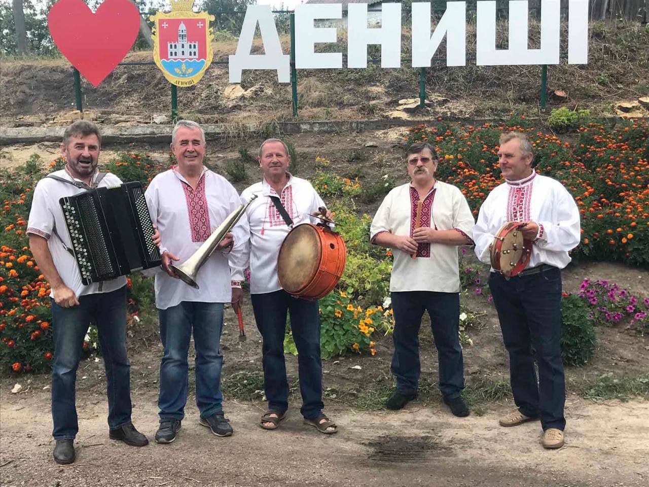10 08 zhytomyr 2 - За кошти депутата від «Нашого краю» на Житомирщині відсвяткували День села Дениші