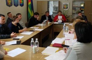 21 09 zhytomyr 2 306x200 - Депутаты от «Нашего края» согласовали вопрос изменений в бюджете Романовской громады