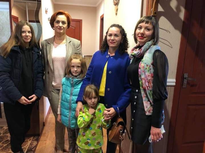 01 10 zhytomyr - Дети из приемных семей получили подарки от депутата «Нашего края» на Житомирщине