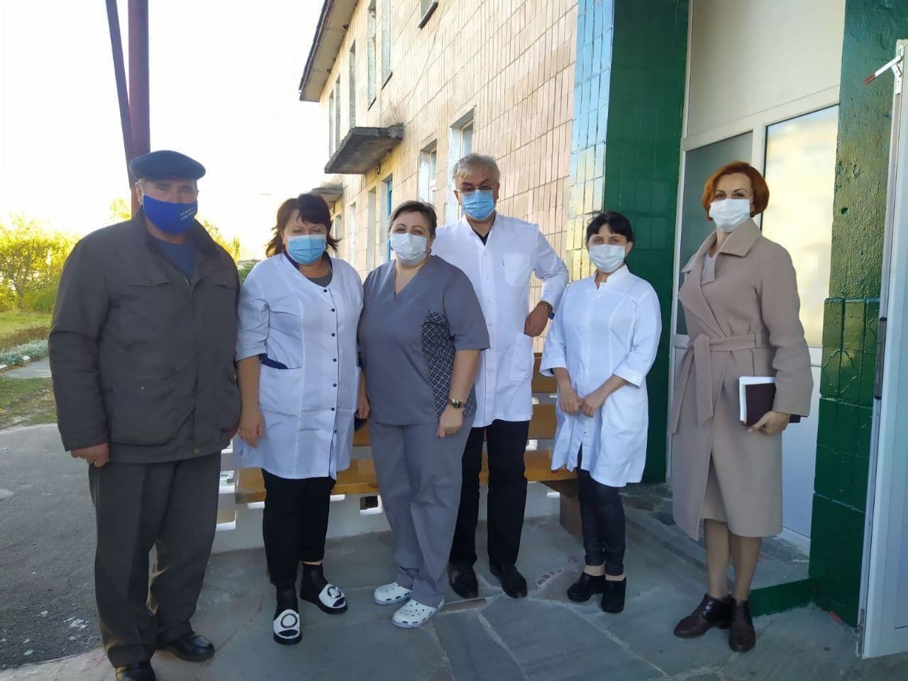 20 10 zhytomyr - Депутат от «Нашего края» обеспечил мебелью инфекционную больницу на Житомирщине