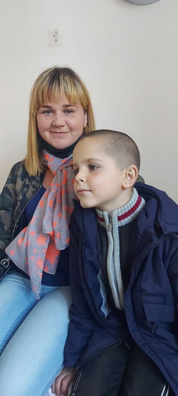 sluhovyj aparat - Депутат от «Нашего края» оплатил слуховой аппарат 10-летнему мальчику с Житомирщины