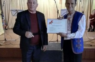 zherev bylyard 1 306x200 - Депутати від «Нашого краю» зробили дорогий подарунок сільському будинку культури на Житомирщині
