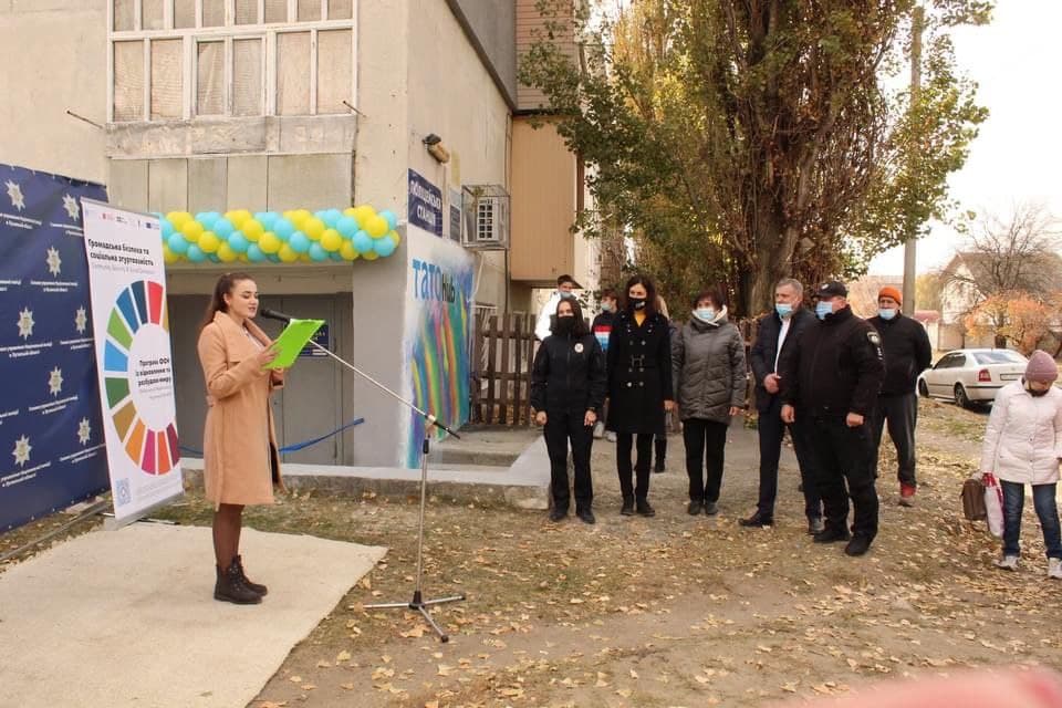 klub - В Луганской области при поддержке депутатов от «Нашего края» открыли клуб семейного досуга